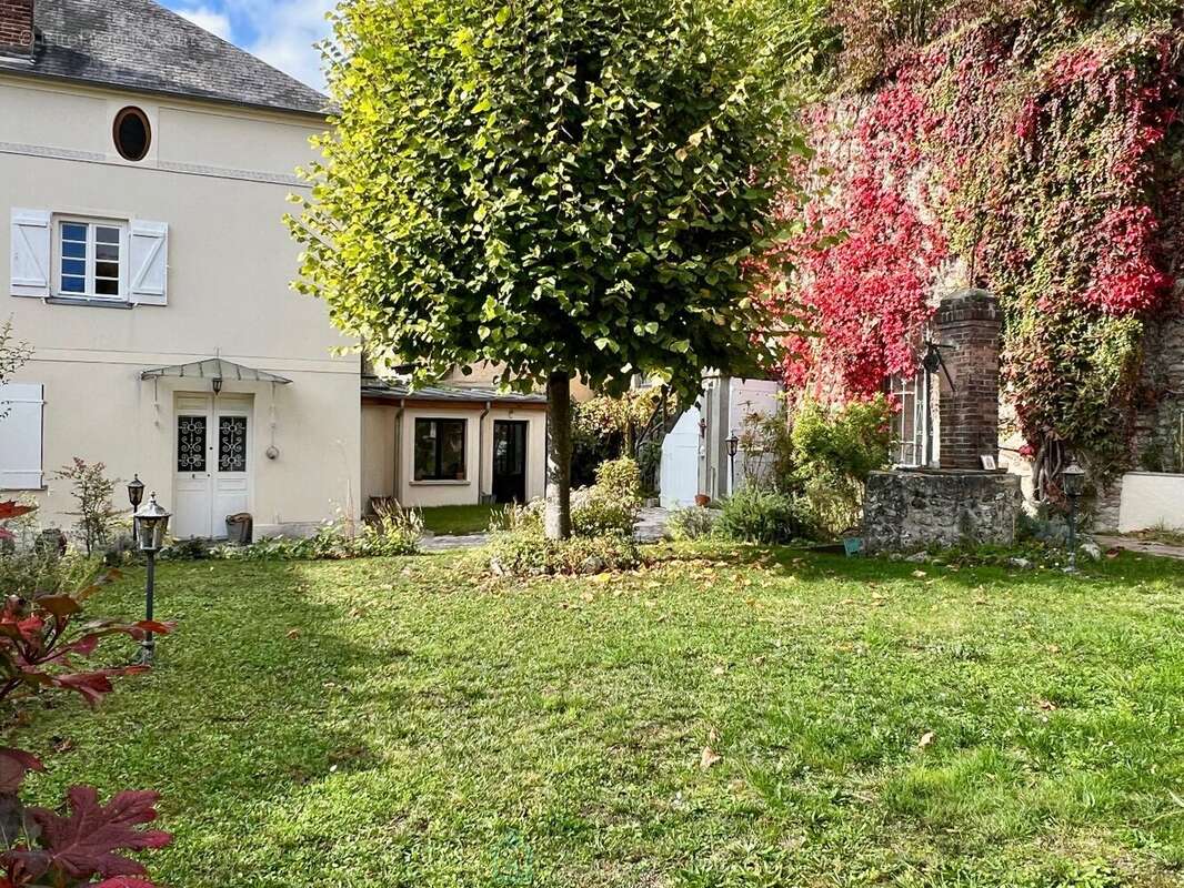 Maison à VETHEUIL