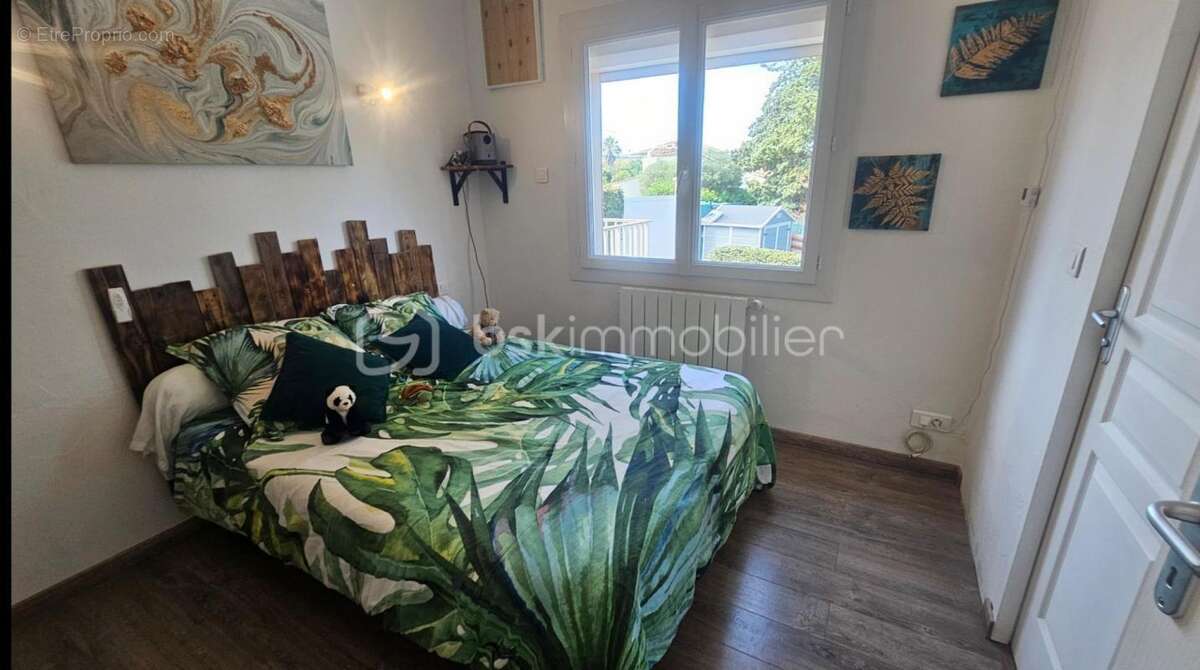 Maison à ROQUEBRUNE-SUR-ARGENS