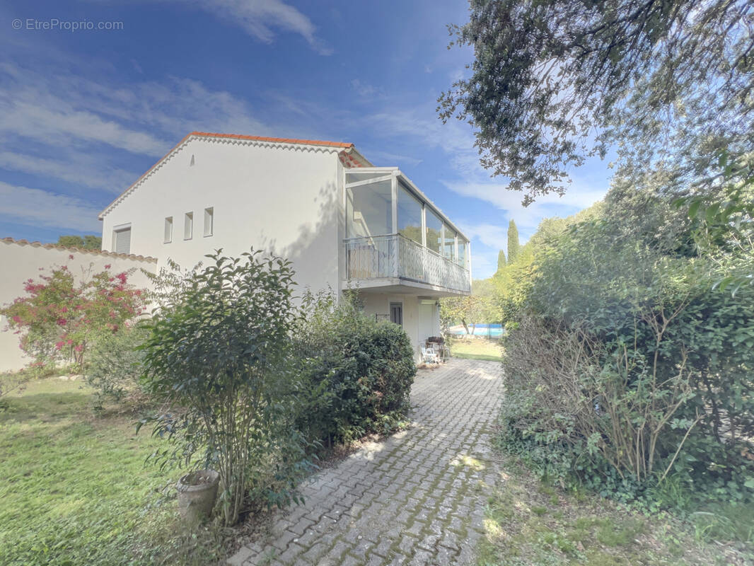 Maison à ORTHOUX-SERIGNAC-QUILHAN