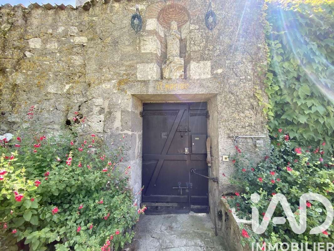 Maison 400 m² à Montagnac-Sur-Auvignon  - photo 5