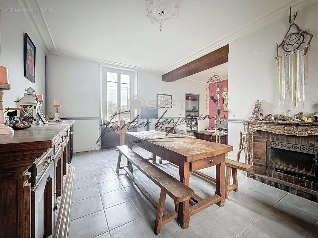 Photo 2 - Maison à LONGUEVILLE