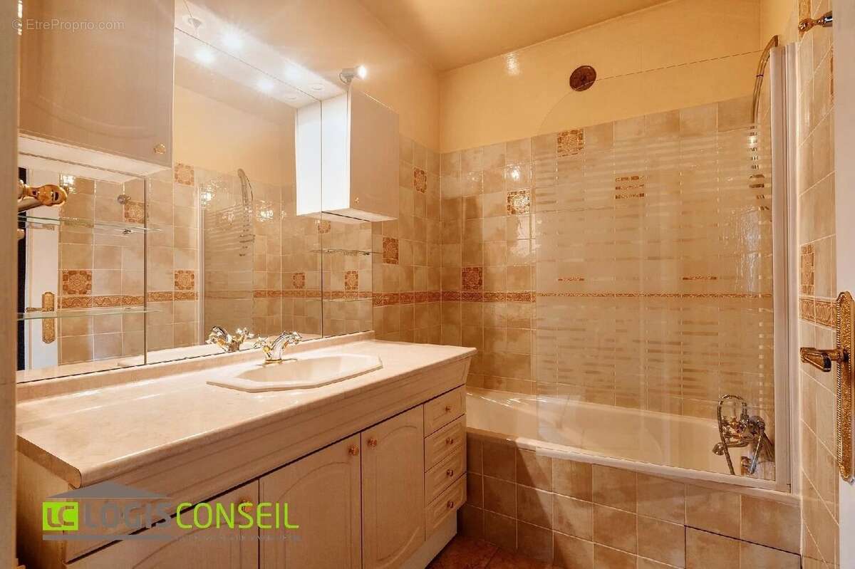 Appartement à CHATENAY-MALABRY