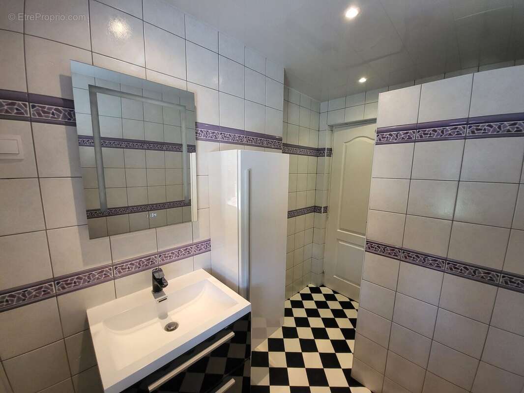 Maison 86 m² à Rehon  - photo 8