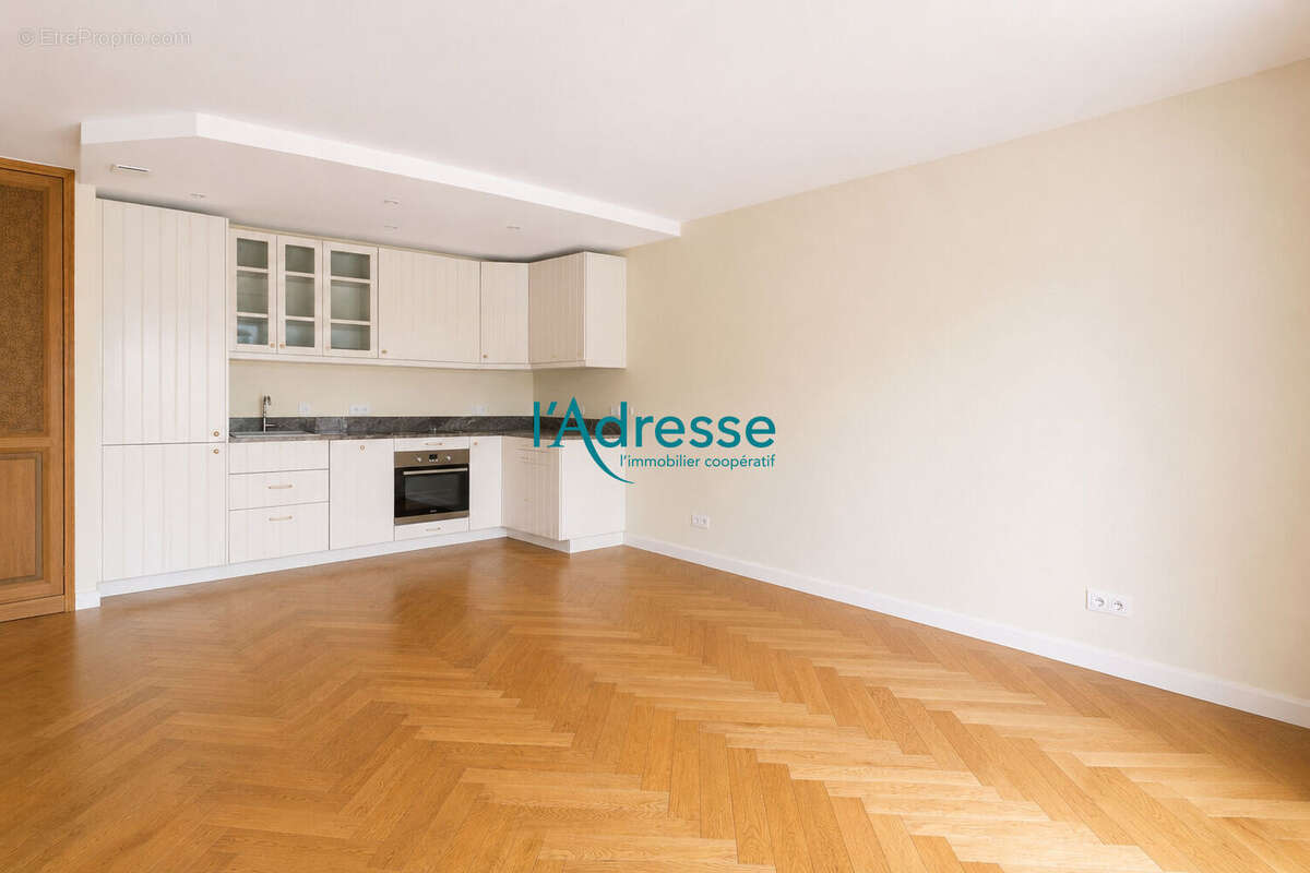 NANTERRE Appartement familial 4 pièces avec balcon - photo 3