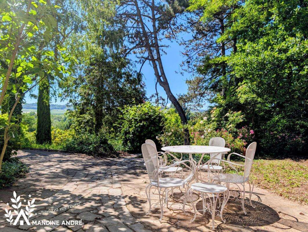 Maison 251 m² à Saint-Bernard  - photo 20