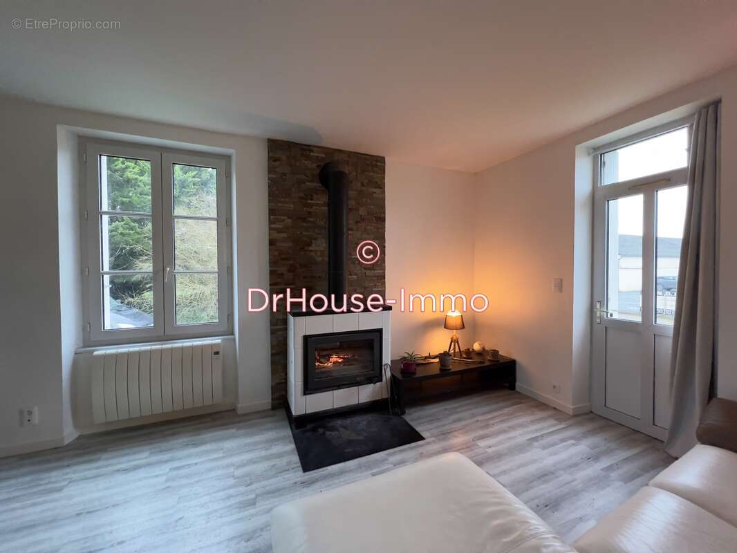 Maison à SAINTE-MAURE-DE-TOURAINE