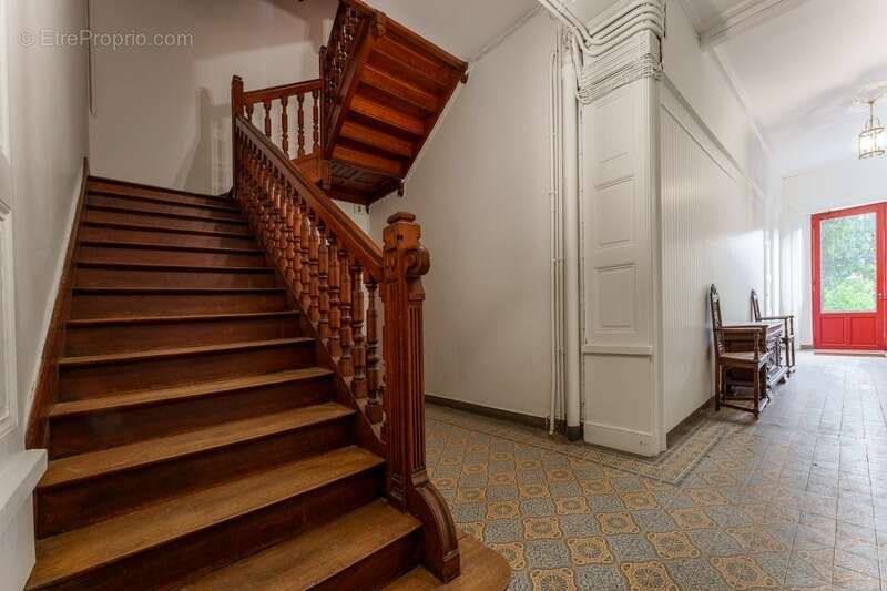 Appartement à SAINT-CYR-SUR-LOIRE