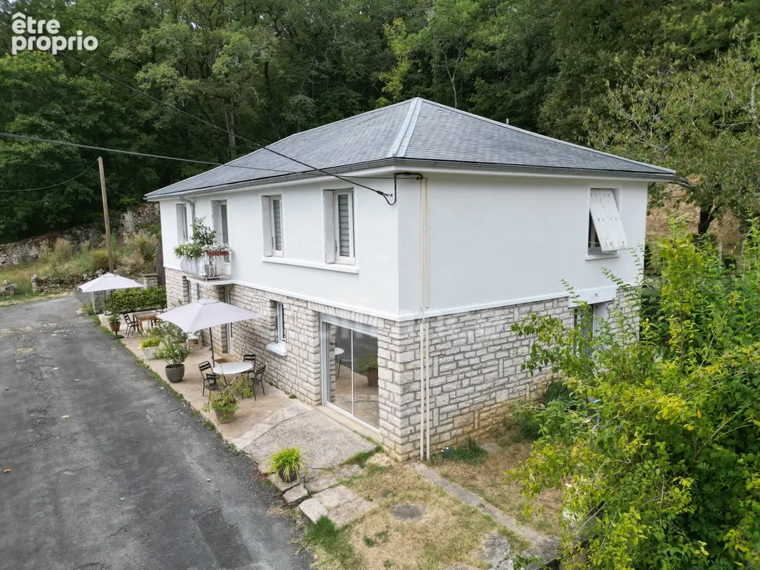 Maison à vendre 11 pièces 8 chambres SAVIGNAC LES EGLISES (24) proche école de Savignac, 1239m² de terrain - photo 2