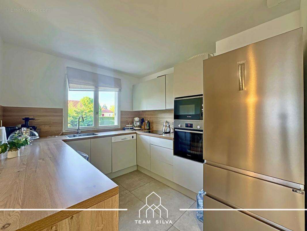 Maison à SAINT-GENIS-LAVAL