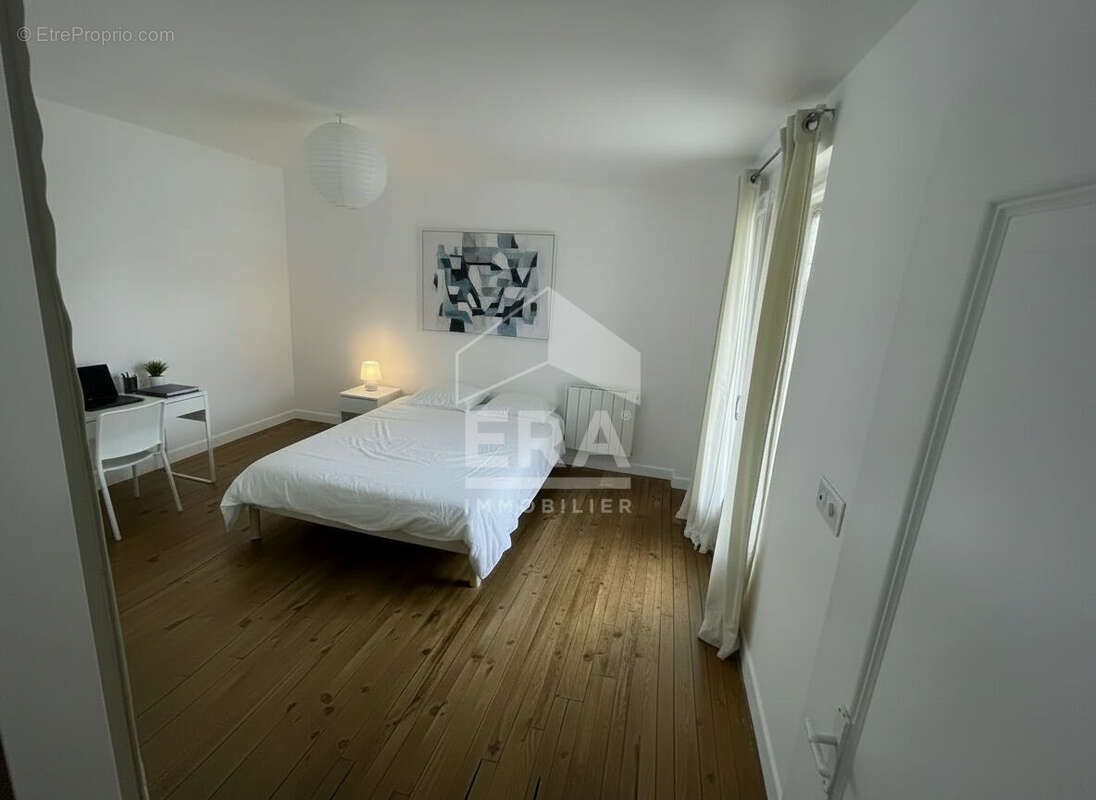 Maison à SAINT-SEURIN-SUR-L'ISLE