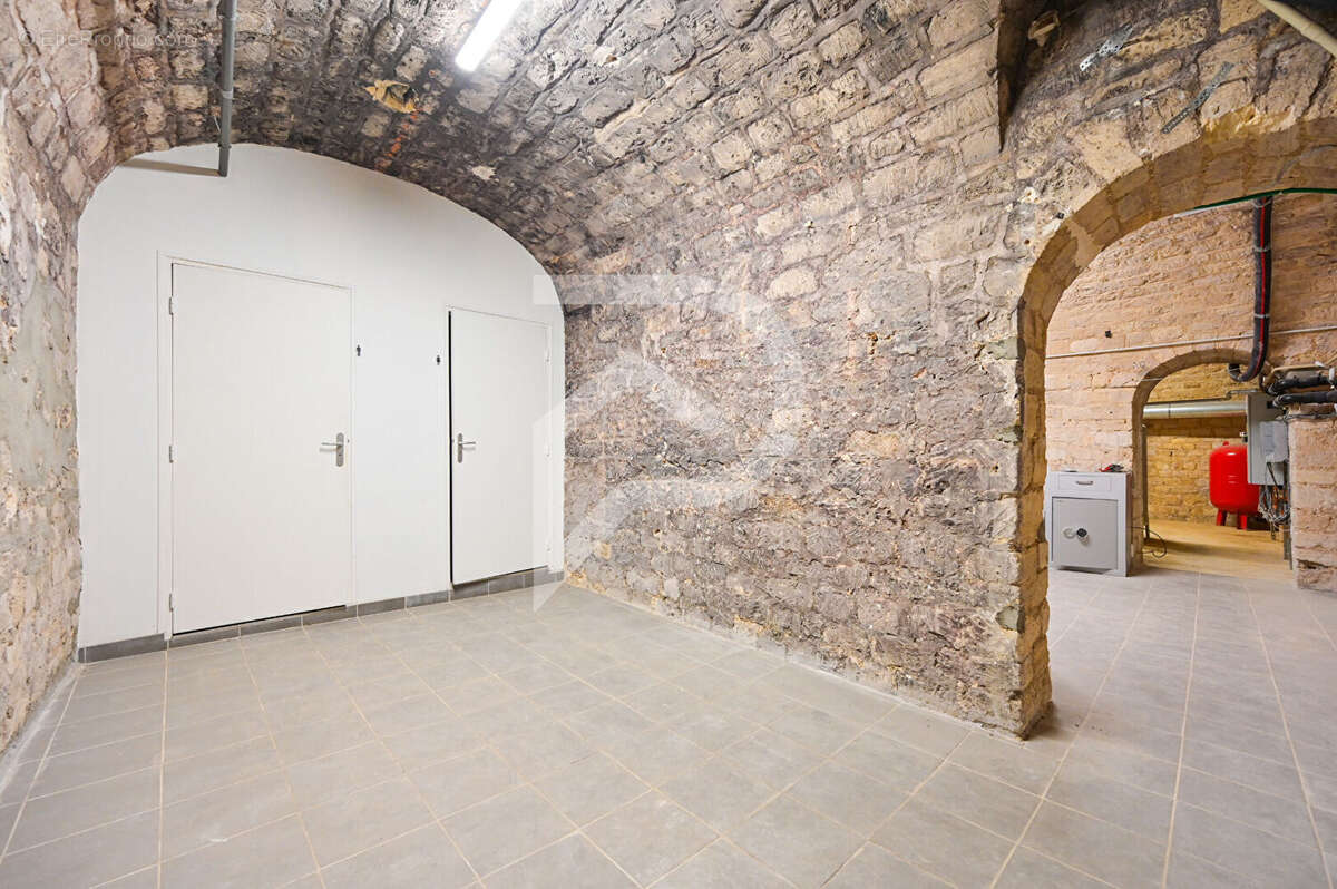 Appartement à PARIS-7E