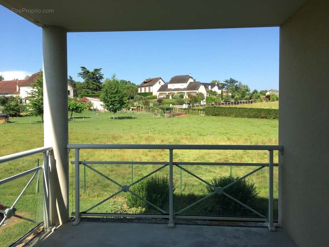 Appartement à LARCHE