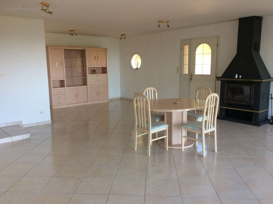 Maison à COSNAC
