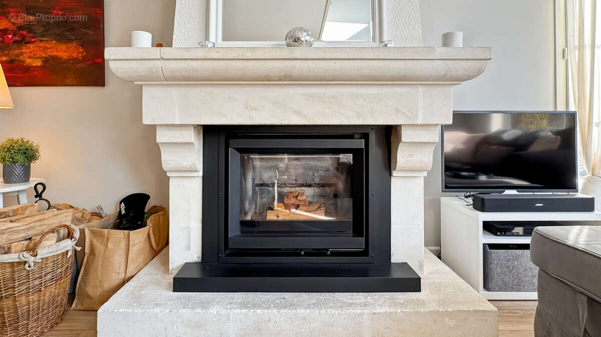 Maison à SAINT-NOM-LA-BRETECHE