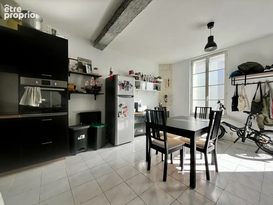 Charmante maison de ville 73m2 à Angoulême avec cour. - photo 3