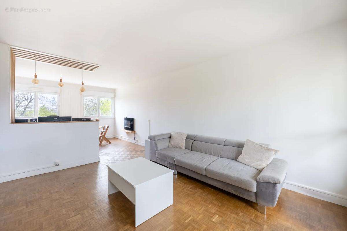 Appartement à AUBERGENVILLE