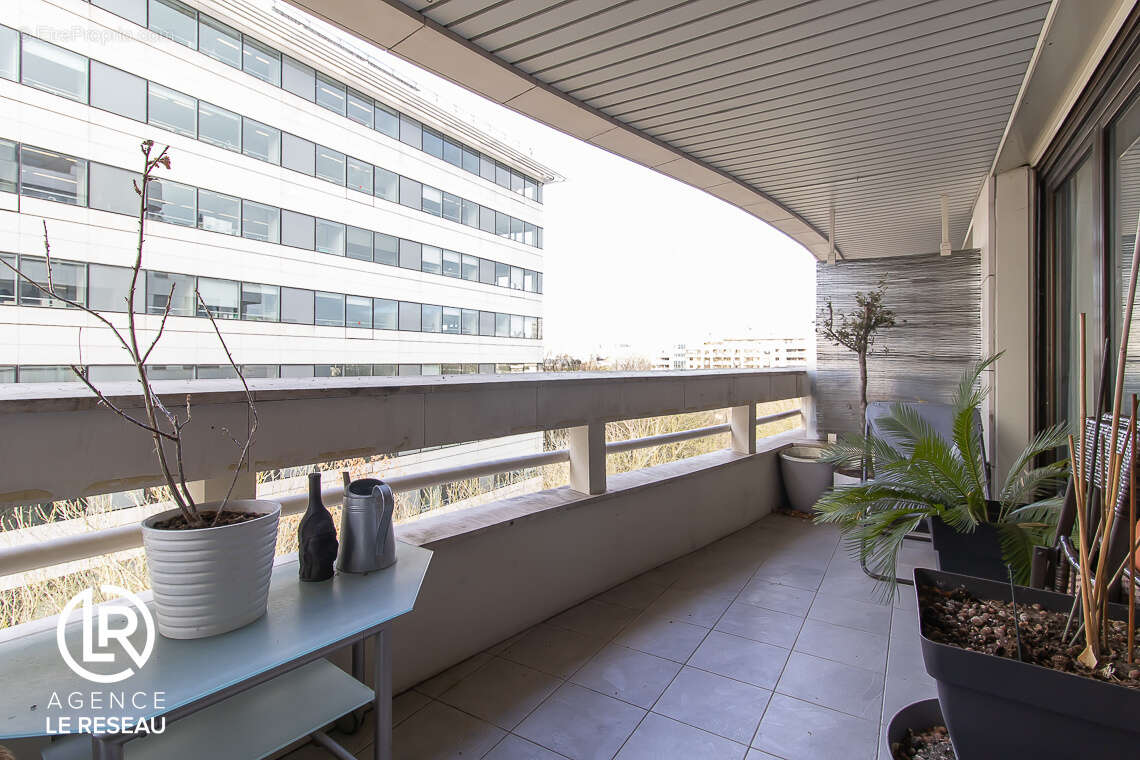 Appartement à LEVALLOIS-PERRET