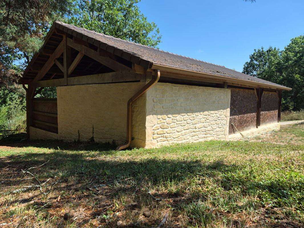 Chalet authentique de 144 m2 sur sous-sol - photo 18