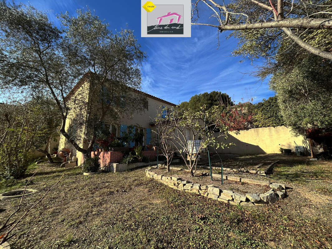Grande Maison Familiale au Cœur de la Pinède - photo 12