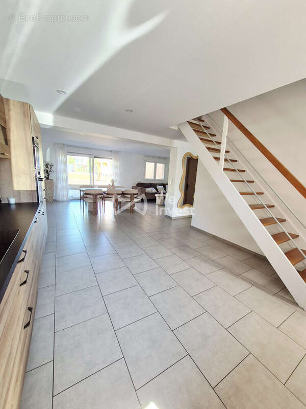Maison à ELEU-DIT-LEAUWETTE