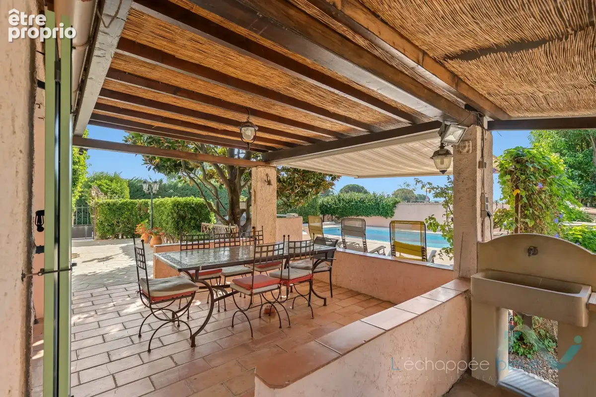 A vendre villa avec piscine pres des plages  la londe les maures  port  de miramar - photo 17