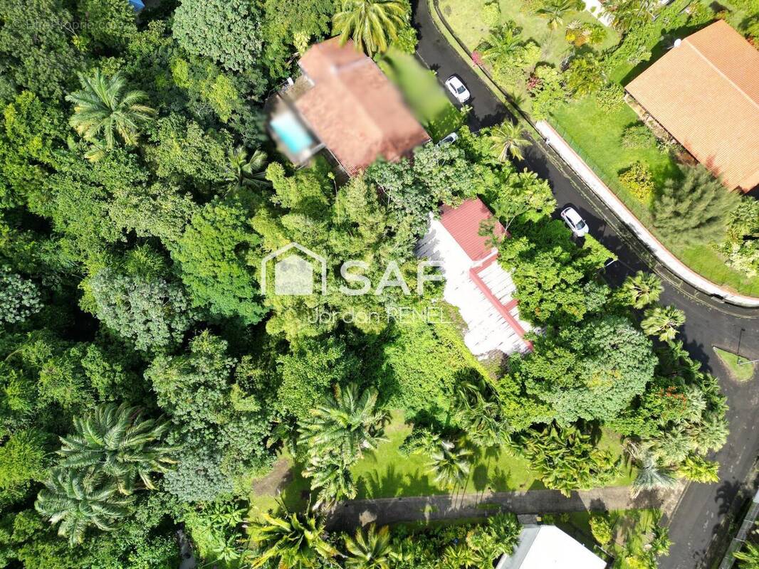 Photo 1 - Terrain à FORT-DE-FRANCE