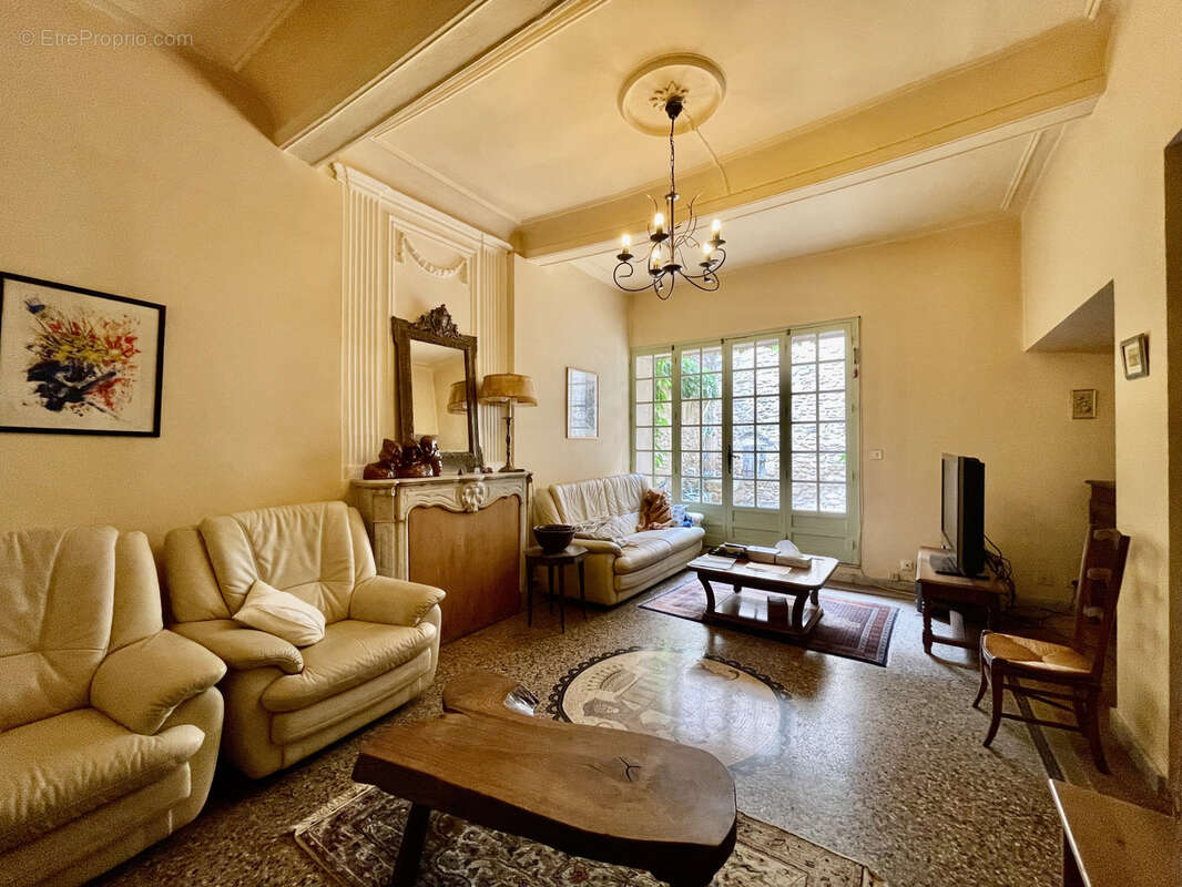 Maison à NEZIGNAN-L'EVEQUE