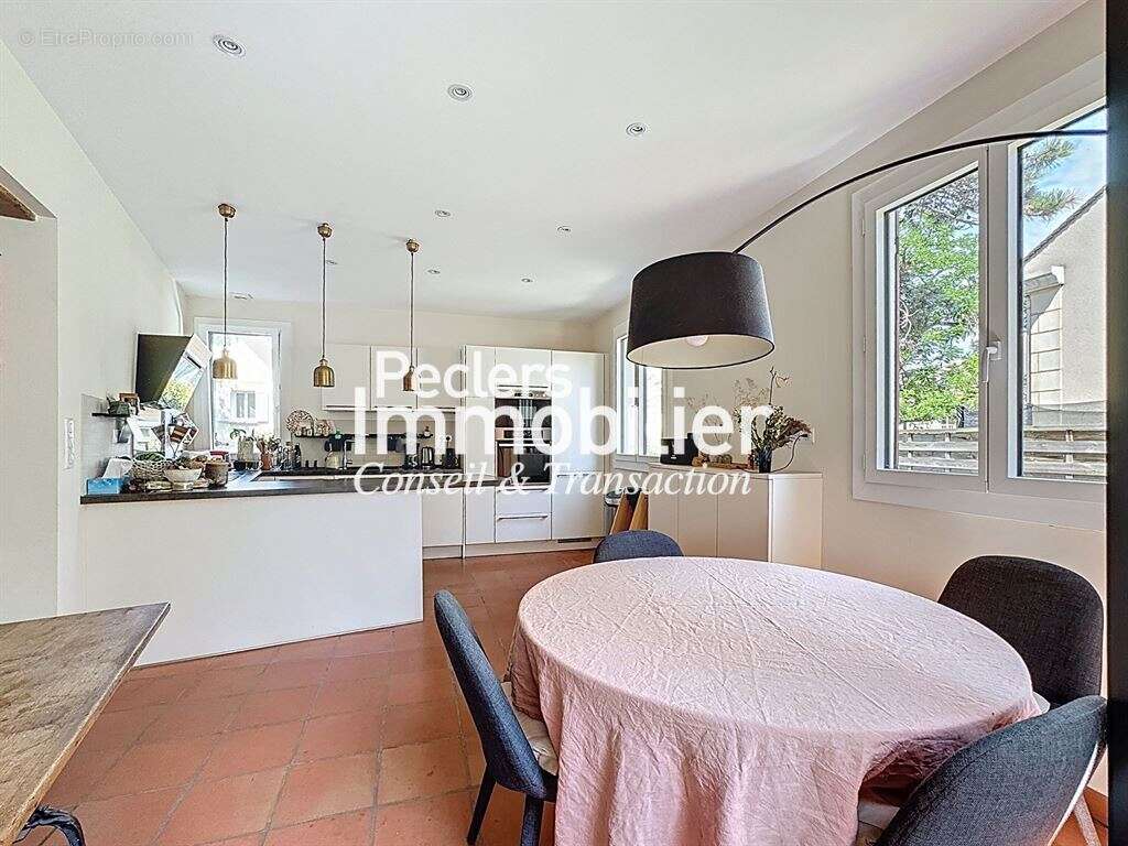 Maison à RUEIL-MALMAISON