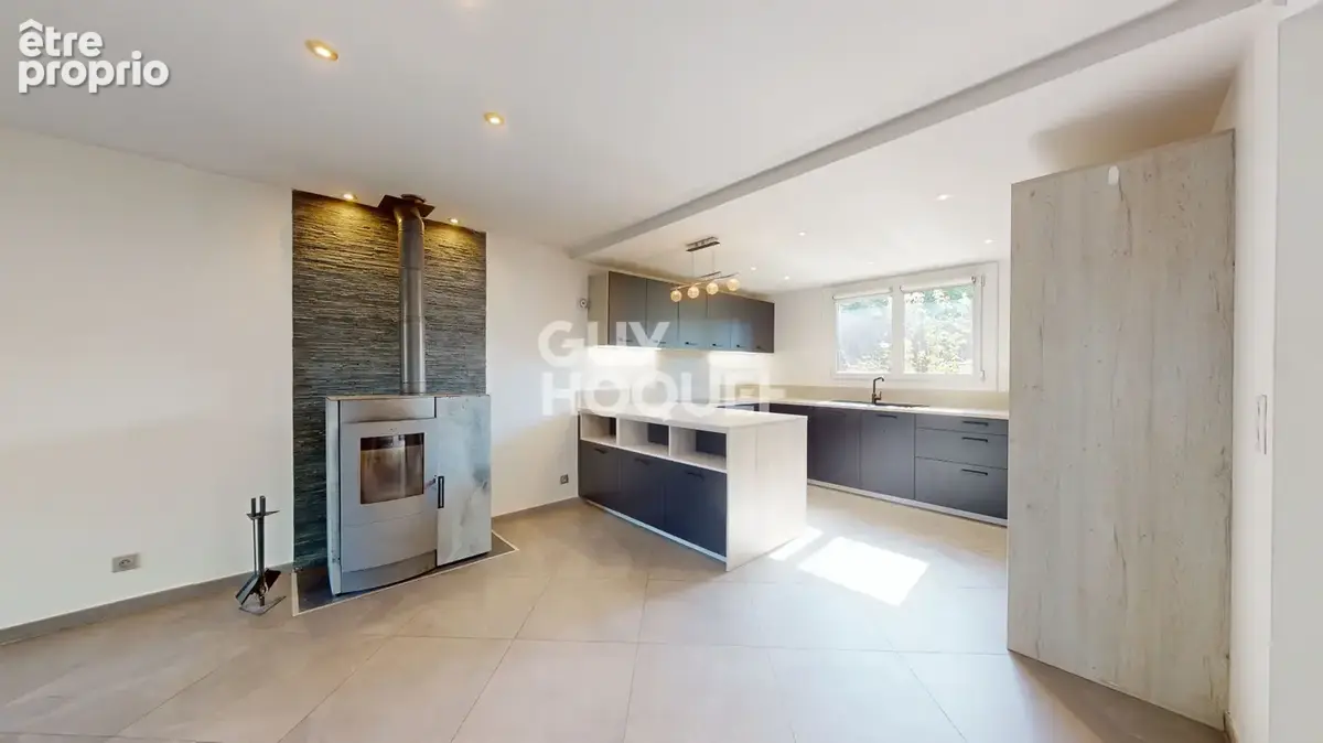 ANNECY - Maison mitoyenne 108,3 m² avec jardin et garage - photo 2