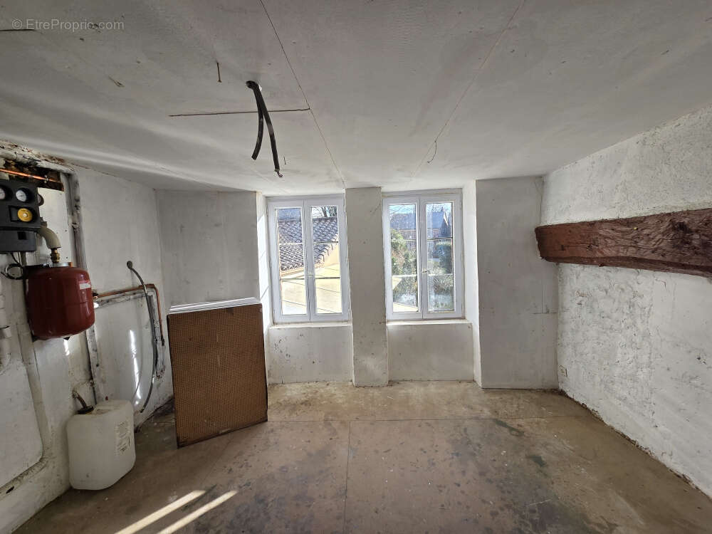 Maison à SAINT-GOUSSAUD