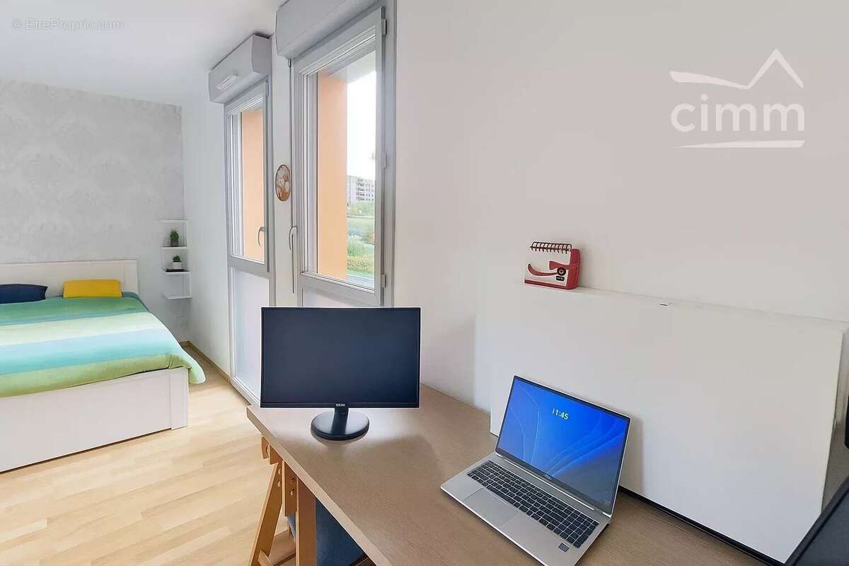 Maison à VAULX-EN-VELIN