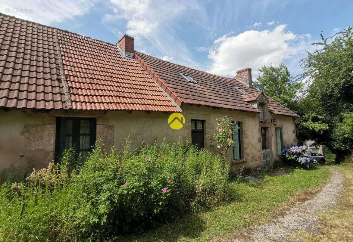Maison à HURIEL