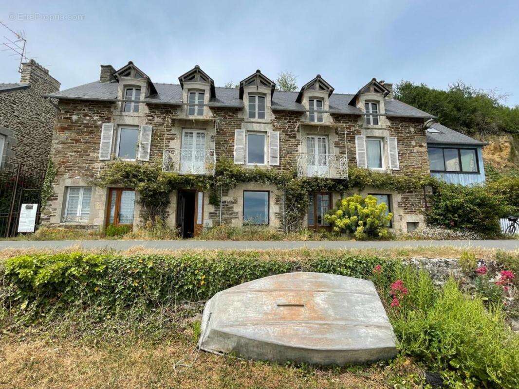 Maison à PLOUER-SUR-RANCE