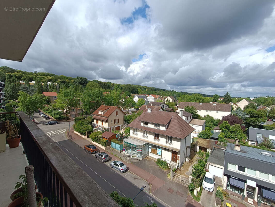 Appartement Fontenay Le Fleury 5 pièce(s) - photo 17