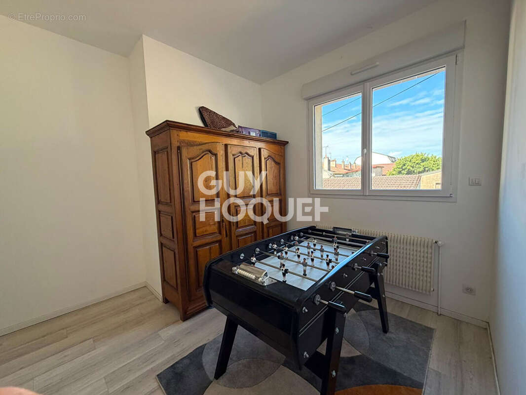Appartement à NEUVES-MAISONS
