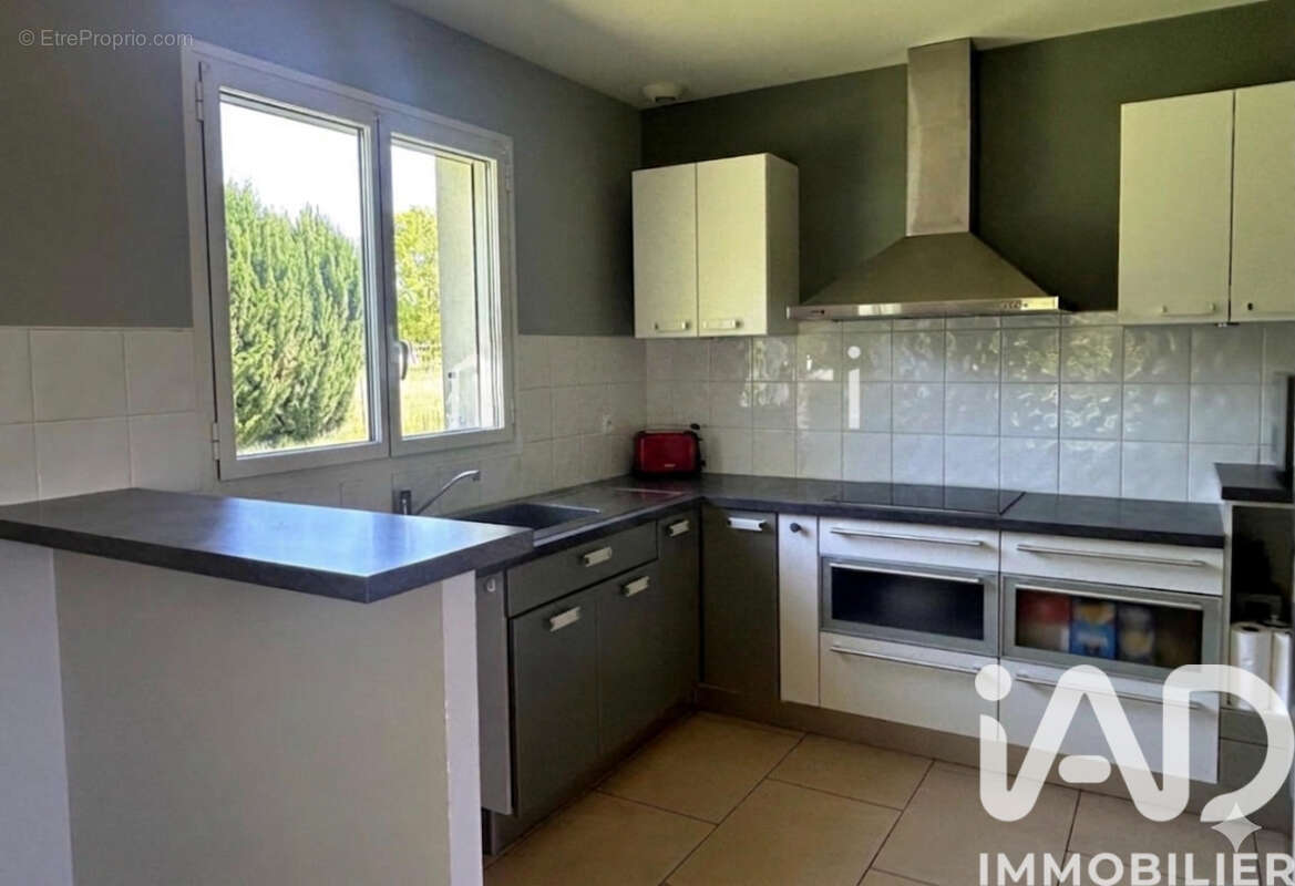 Photo 3 - Maison à MONTBETON