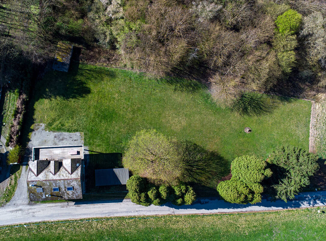 Maison à SAINT-PIERRE-DE-BELLEVILLE