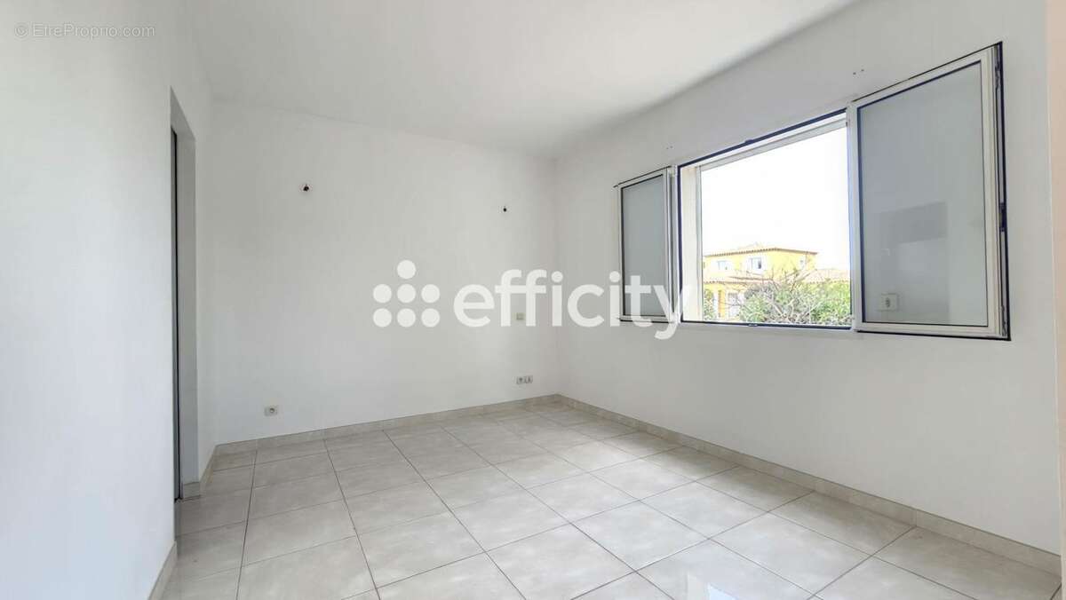 Maison à SAINT-GEORGES-D'ORQUES