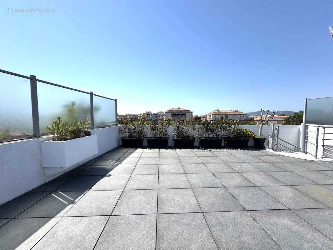 Appartement à FREJUS