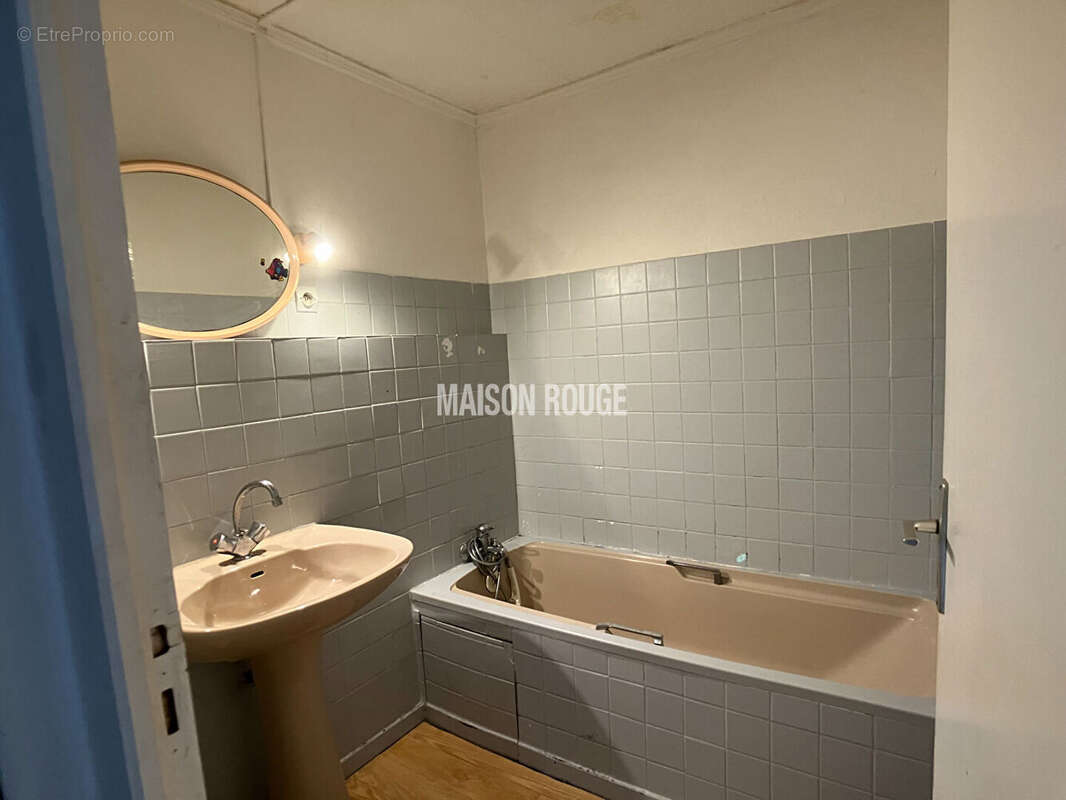 Maison à HENANBIHEN