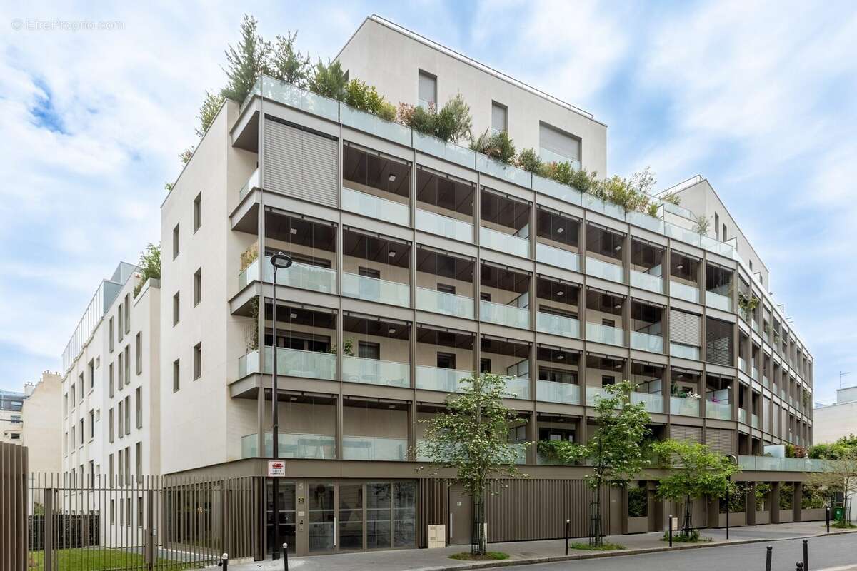 Appartement à PARIS-7E