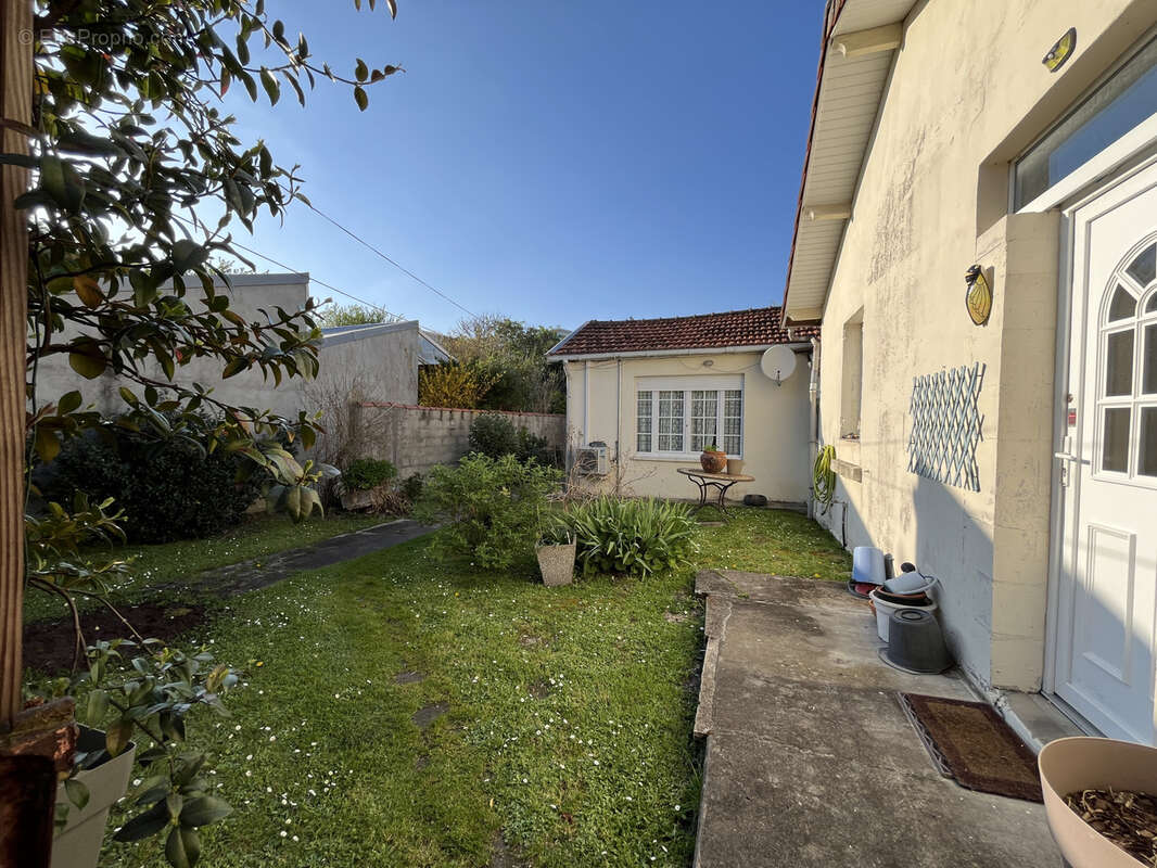 Maison à BEGLES