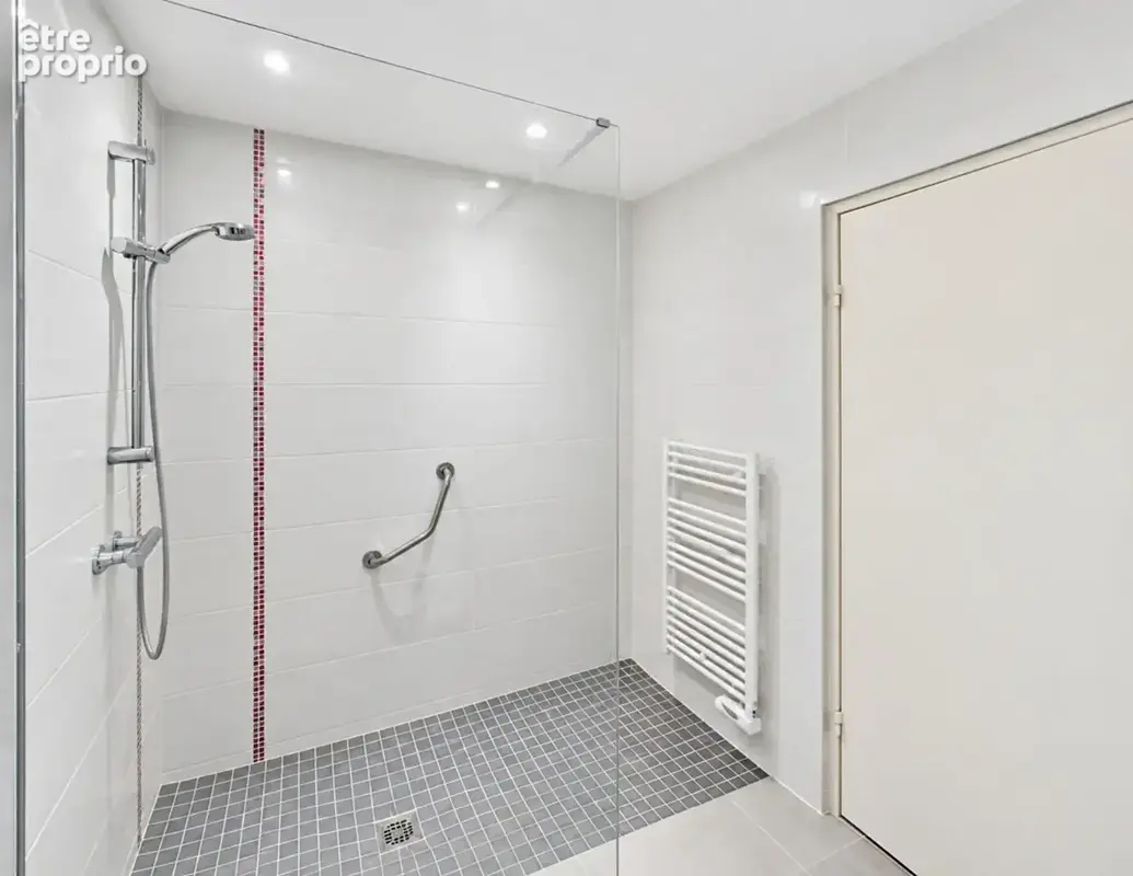 Appartement Quimper  type 2 de 49.65m2 - photo 7