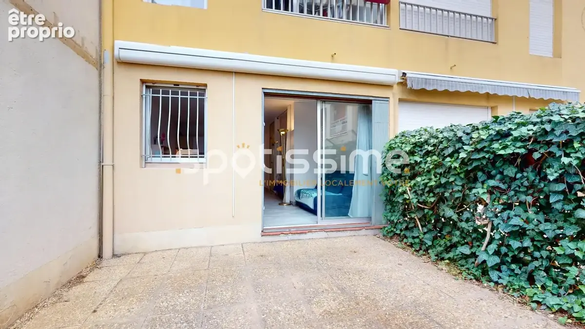 Cap d'Agde  Centre Port  Grand studio cabine en rez-de-jardin avec 22 m² d'extérieur - photo 12