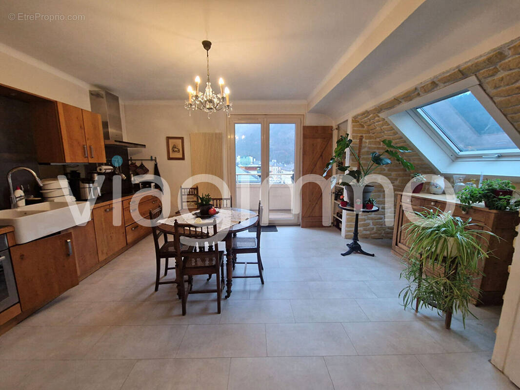Appartement à CLUSES