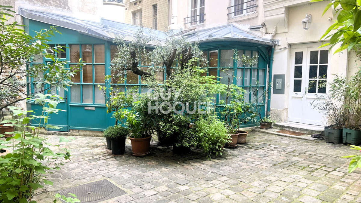 Appartement à PARIS-5E