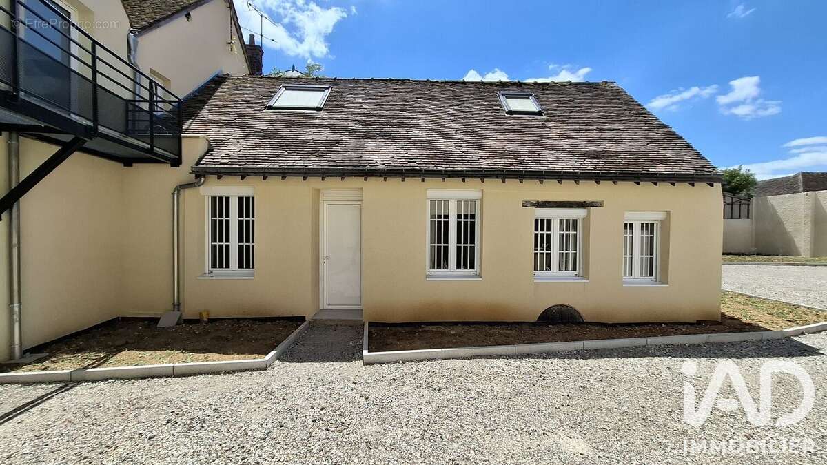 Photo 3