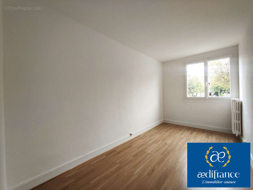 Appartement à AUBERVILLIERS