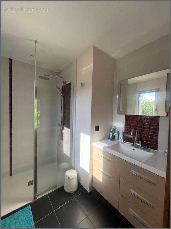 Maison à CONFORT-MEILARS