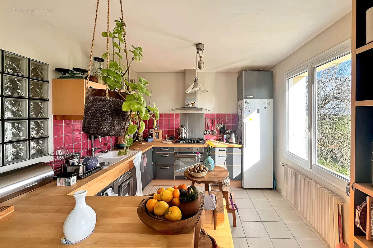 Maison à SAINTE-SOULLE